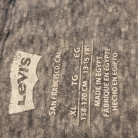Levi t-shirt size kids XL in gray - Picture 2 of 3